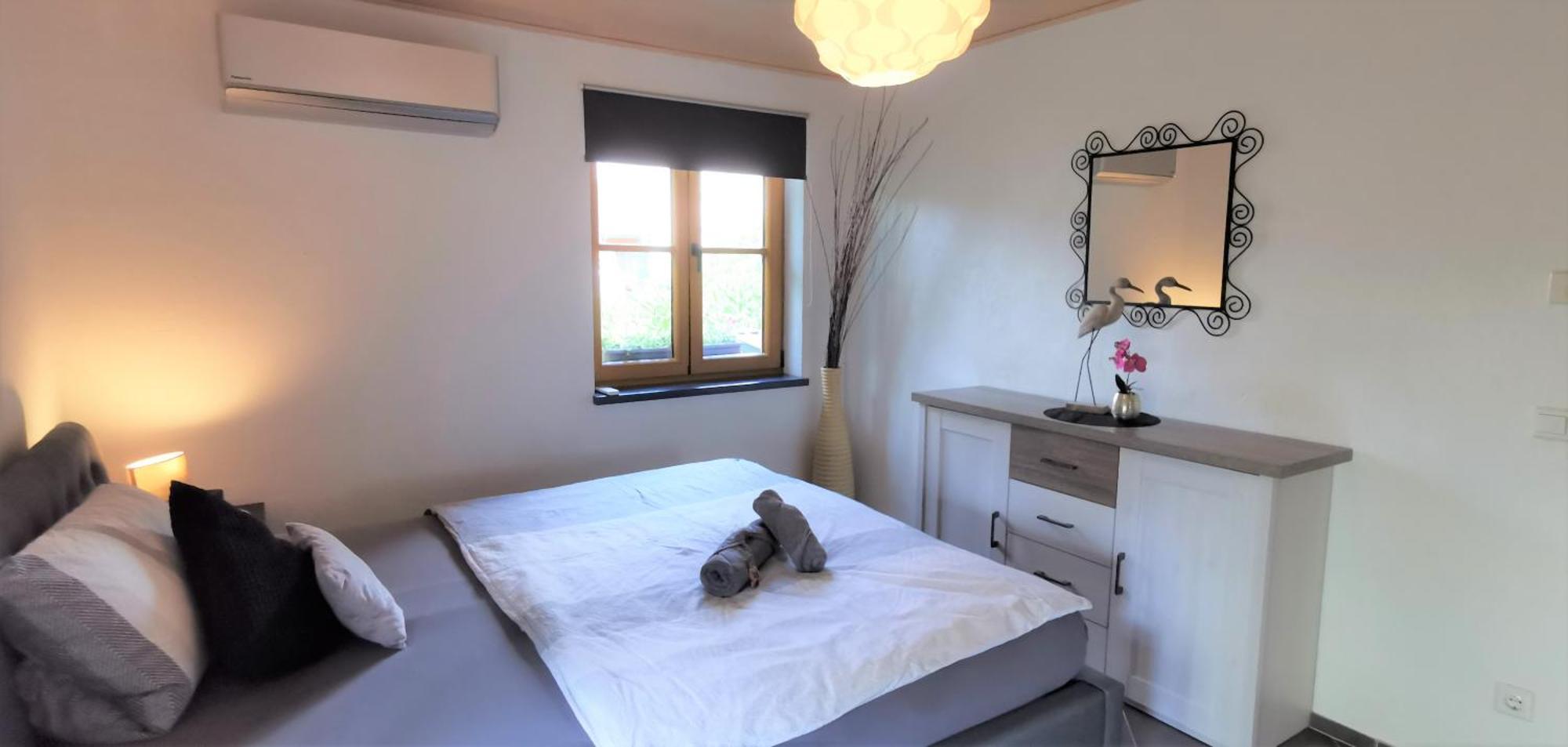 Ferienwohnung Strata Montana Бенсхайм Екстериор снимка